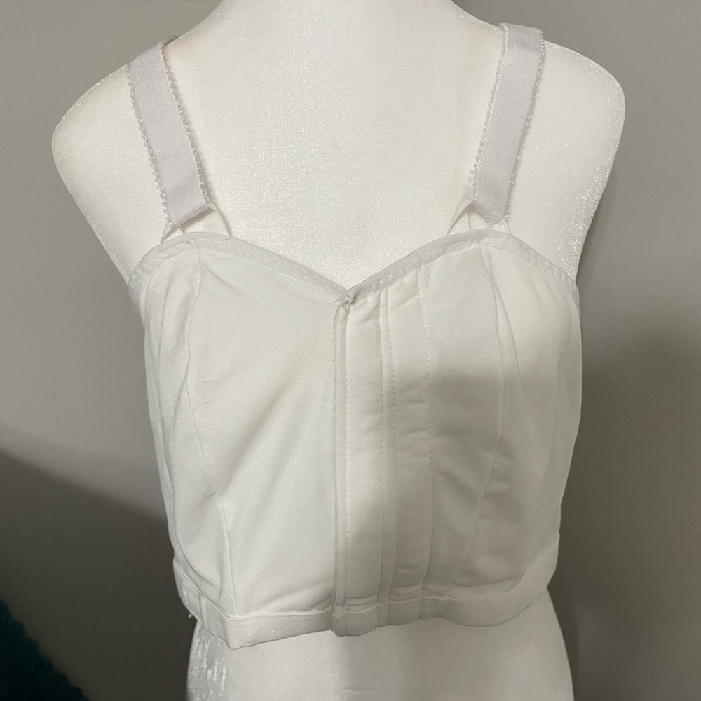 Brand newDeroyal XX-large white surgical compression bra